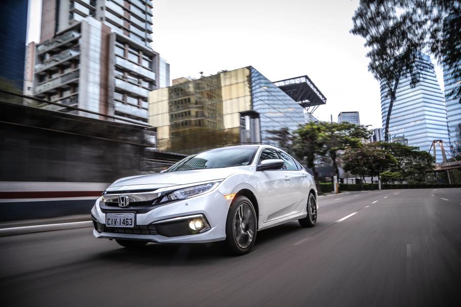  Honda Civic Touring Sedan (FC) 2019 года  (LA) (фото 5 из 9)